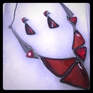 3/$20🌸 Necklace & Earrings Set